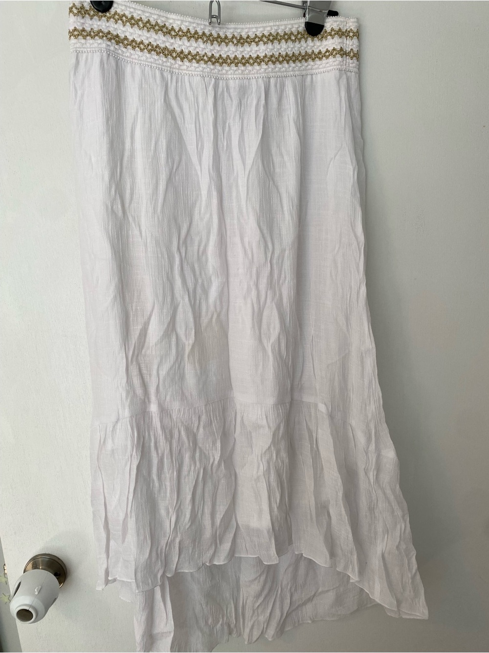 White High Low Elastic Waist Skirt